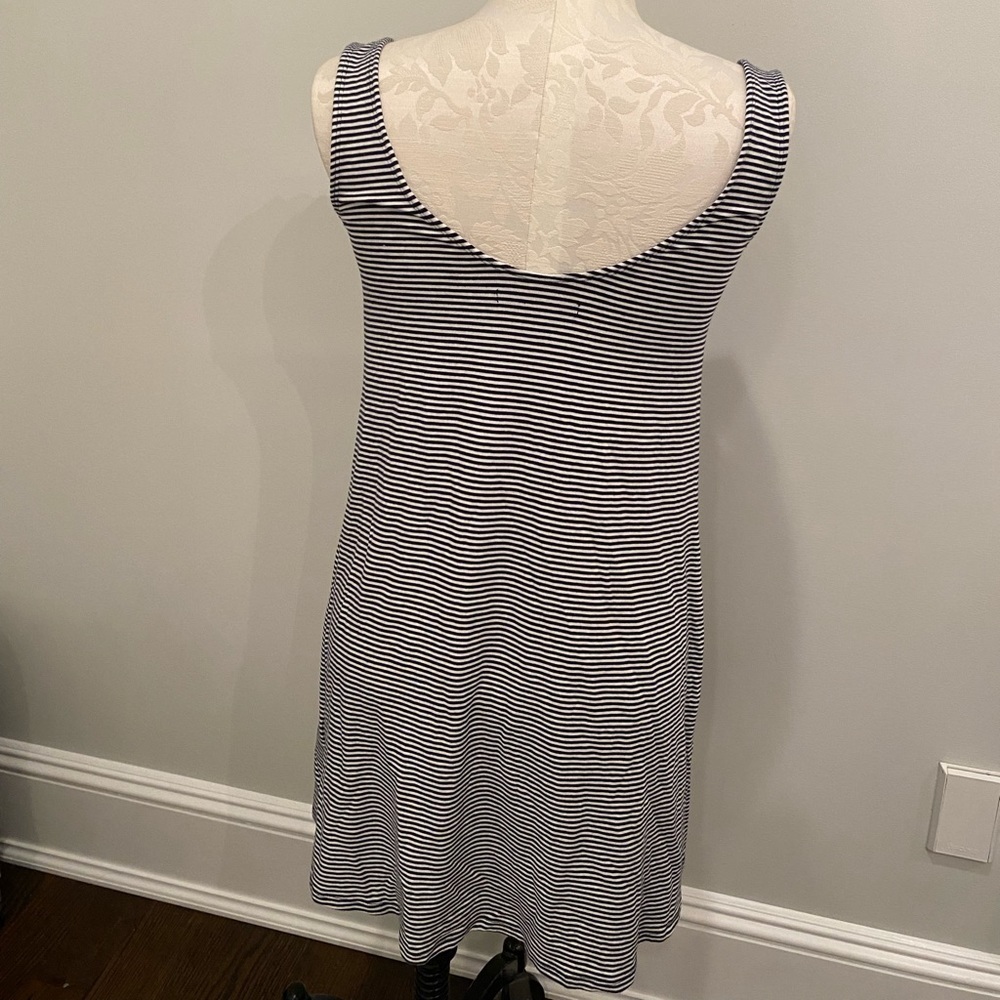 A&F Scoop Neck Dress​​ - Picture 3 of 4